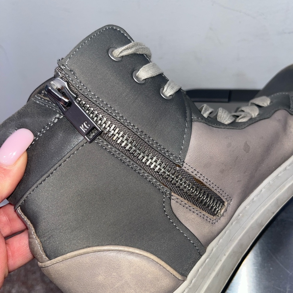 Gray leather high top sneakers - Picture 4 of 6